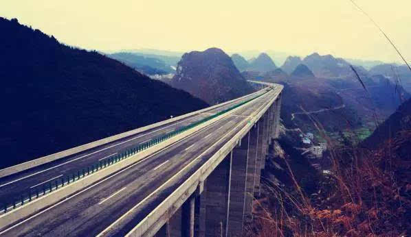 贵州旅游何时免一半高速路费用(2021贵州高速减半)
