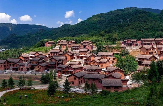 贵州西部最美的10个村寨介绍：游客十分稀少，但是风景却美如画