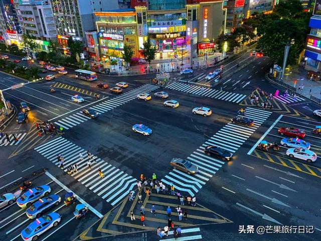 贵州有个县级市，与云南交界，名气不大小众景点却非常多