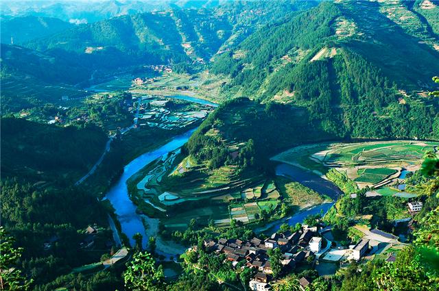 贵州最佳苗寨深度游路线——雷公山：迷失在星罗棋布的苗寨王国